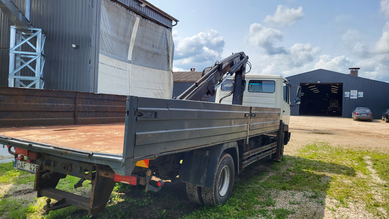 MERCEDES-BENZ 814 HIAB 071 - Камион с кран: снимка 4 MERCEDES-BENZ 814 HIAB 071 - Камион с кран: снимка 4