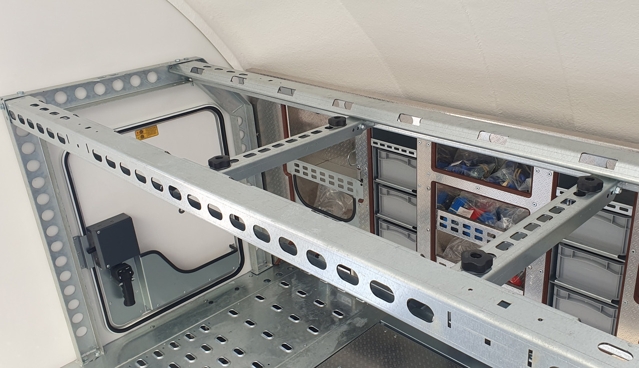 Нови Автовоз ремарке BRIAN JAMES TRAILERS NEW Race Sport: снимка 14 Нови Автовоз ремарке BRIAN JAMES TRAILERS NEW Race Sport: снимка 14