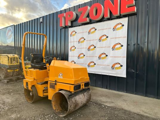 Ammann AV20 à 6900 € HT - Валяк: снимка 1 Ammann AV20 à 6900 € HT - Валяк: снимка 1