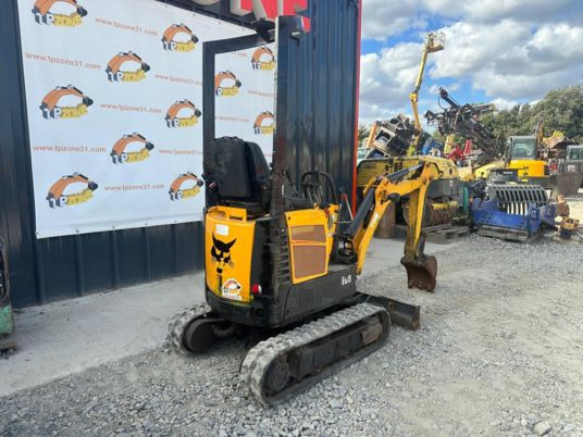 Bobcat E08 à 10900 € HT - Мини багер: снимка 3 Bobcat E08 à 10900 € HT - Мини багер: снимка 3