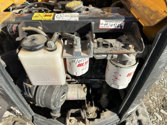 Bobcat E08 à 9 900 € HT - Мини багер: снимка 3 Bobcat E08 à 9 900 € HT - Мини багер: снимка 3