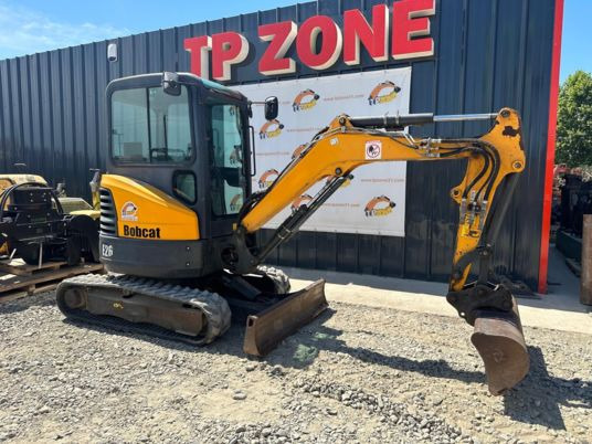 Bobcat E26 cabine a 21500 € HT - Мини багер: снимка 3 Bobcat E26 cabine a 21500 € HT - Мини багер: снимка 3