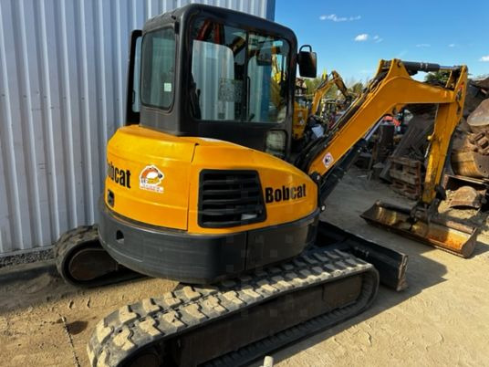 Мини багер Bobcat E50: снимка 7