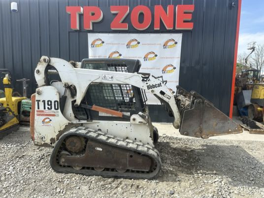 Bobcat T190 à 18500 € HT - Мини челен товарач: снимка 1 Bobcat T190 à 18500 € HT - Мини челен товарач: снимка 1