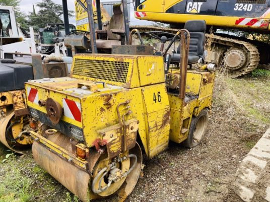 Bomag BW100AC - Комбиниран валяк: снимка 1 Bomag BW100AC - Комбиниран валяк: снимка 1