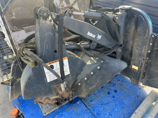 Dessoucheuse pour chargeur - Приставка за изкореняване на дънери: снимка 1 Dessoucheuse pour chargeur - Приставка за изкореняване на дънери: снимка 1