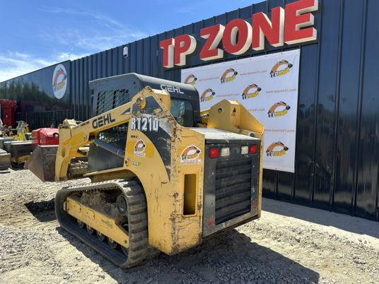 Мини верижен товарач Gehl RT210 à 39900 € HT: снимка 8 Мини верижен товарач Gehl RT210 à 39900 € HT: снимка 8