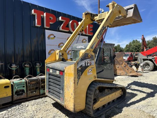 Gehl RT210 à 39900 € HT - Мини верижен товарач: снимка 4 Gehl RT210 à 39900 € HT - Мини верижен товарач: снимка 4