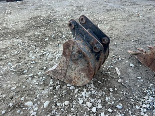 Godet de terrassement jcb - 550€ NET - Кофа за багер: снимка 4 Godet de terrassement jcb - 550€ NET - Кофа за багер: снимка 4