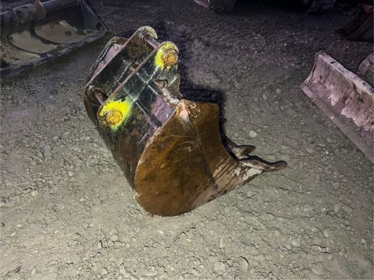 Godet de terrassement jcb - axe 45 mm - Кофа за багер: снимка 5 Godet de terrassement jcb - axe 45 mm - Кофа за багер: снимка 5