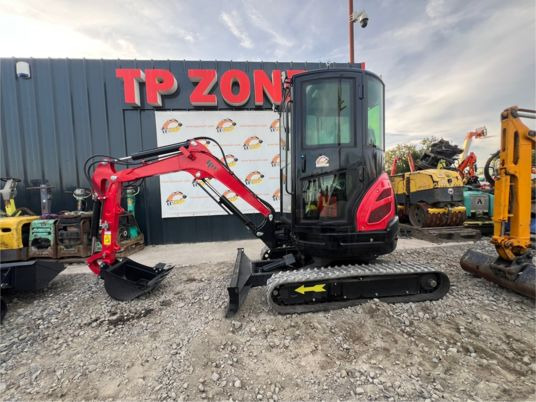 JPC HT25 - Мини багер: снимка 2 JPC HT25 - Мини багер: снимка 2