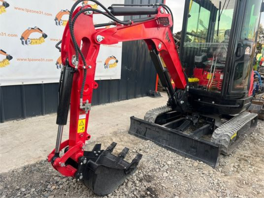 JPC HT25 - Мини багер: снимка 5 JPC HT25 - Мини багер: снимка 5