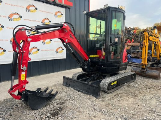 JPC HT25 - Мини багер: снимка 3 JPC HT25 - Мини багер: снимка 3