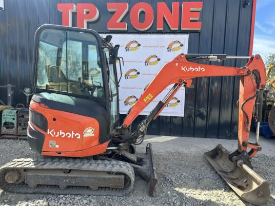 Kubota U27-4 Cabine à 23500€ HT - Мини багер: снимка 3 Kubota U27-4 Cabine à 23500€ HT - Мини багер: снимка 3