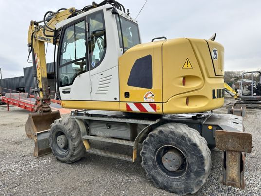 Liebherr A 914 COMPACT - Колесен багер: снимка 2 Liebherr A 914 COMPACT - Колесен багер: снимка 2