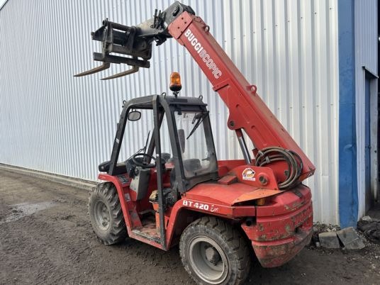 Manitou BT420 Evo - 4x4 - Телескопичен товарач: снимка 2 Manitou BT420 Evo - 4x4 - Телескопичен товарач: снимка 2