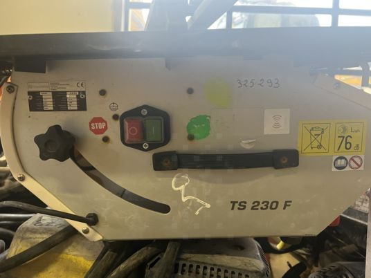 SCIE DE CARRELAGE HUSQVARNA TS230F - Инструмент/ Оборудване: снимка 1 SCIE DE CARRELAGE HUSQVARNA TS230F - Инструмент/ Оборудване: снимка 1