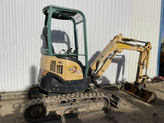 Yanmar VIO25-4 Canopy - Мини багер: снимка 5 Yanmar VIO25-4 Canopy - Мини багер: снимка 5
