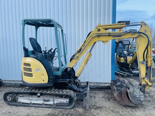 Yanmar VIO33 Canopy - Мини багер: снимка 3 Yanmar VIO33 Canopy - Мини багер: снимка 3