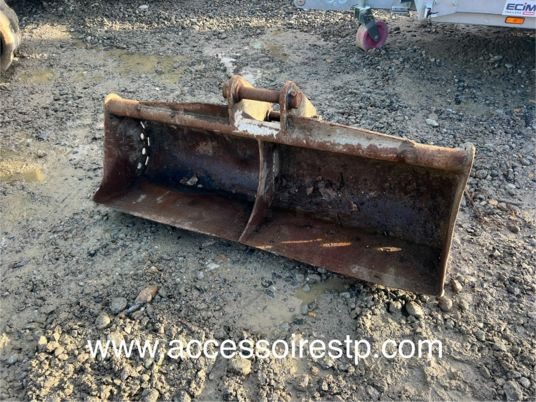 Godet de curage jcb - axe 45 mm - Кофа за багер: снимка 1 Godet de curage jcb - axe 45 mm - Кофа за багер: снимка 1