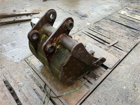 Godet de terrassement - axe 45 mm - Кофа за багер: снимка 4 Godet de terrassement - axe 45 mm - Кофа за багер: снимка 4