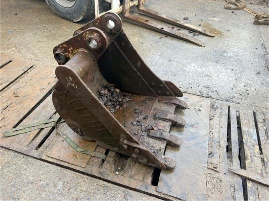 Godet de terrassement - axe 45 mm - Кофа за багер: снимка 2 Godet de terrassement - axe 45 mm - Кофа за багер: снимка 2