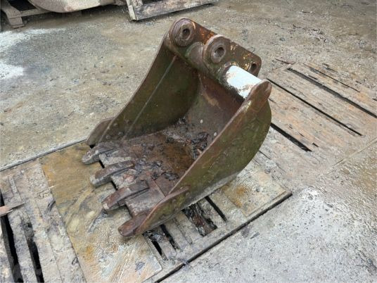 Godet de terrassement - axe 45 mm - Кофа за багер: снимка 3 Godet de terrassement - axe 45 mm - Кофа за багер: снимка 3