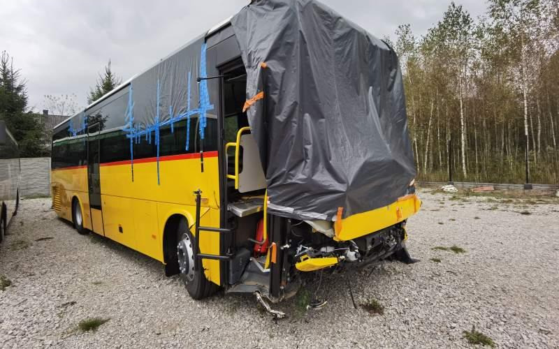 Iveco Crossway 10.5m FABRYCZNIE NOWY - Междуградски автобус: снимка 1 Iveco Crossway 10.5m FABRYCZNIE NOWY - Междуградски автобус: снимка 1