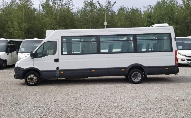 Iveco Daily 23 *NOWY SILNIK* 2 SZTUKI*, klima, winda - Междуградски автобус: снимка 5 Iveco Daily 23 *NOWY SILNIK* 2 SZTUKI*, klima, winda - Междуградски автобус: снимка 5