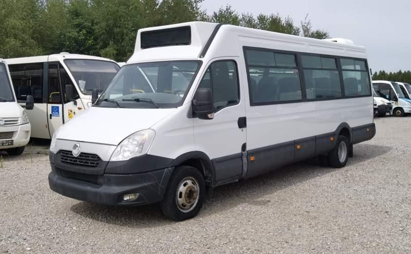 Iveco Daily 23 *NOWY SILNIK* 2 SZTUKI*, klima, winda - Междуградски автобус: снимка 3 Iveco Daily 23 *NOWY SILNIK* 2 SZTUKI*, klima, winda - Междуградски автобус: снимка 3