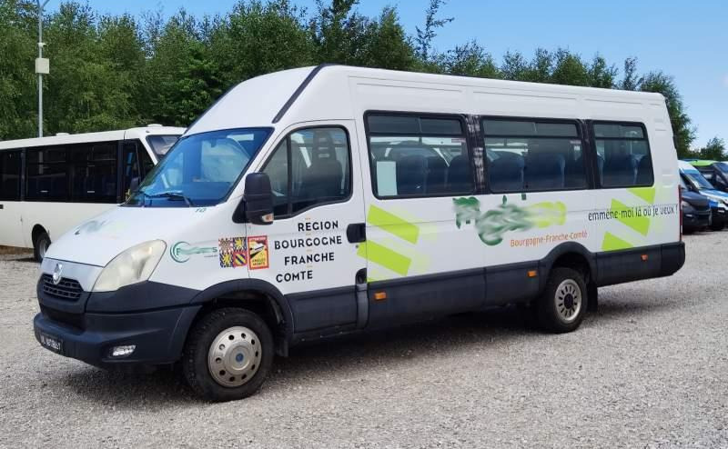 Iveco Daily 23 miejsca, KLIMA, WEBASTO - Междуградски автобус: снимка 3 Iveco Daily 23 miejsca, KLIMA, WEBASTO - Междуградски автобус: снимка 3