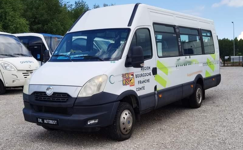 Iveco Daily 23 miejsca, KLIMA, WEBASTO - Междуградски автобус: снимка 2 Iveco Daily 23 miejsca, KLIMA, WEBASTO - Междуградски автобус: снимка 2