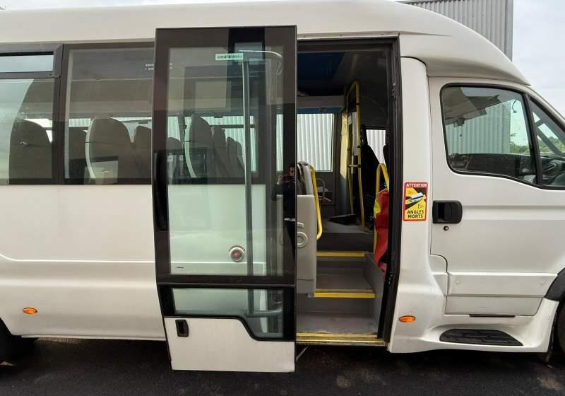 Iveco Daily DURISOTTI / 28miejsc - Междуградски автобус: снимка 4 Iveco Daily DURISOTTI / 28miejsc - Междуградски автобус: снимка 4