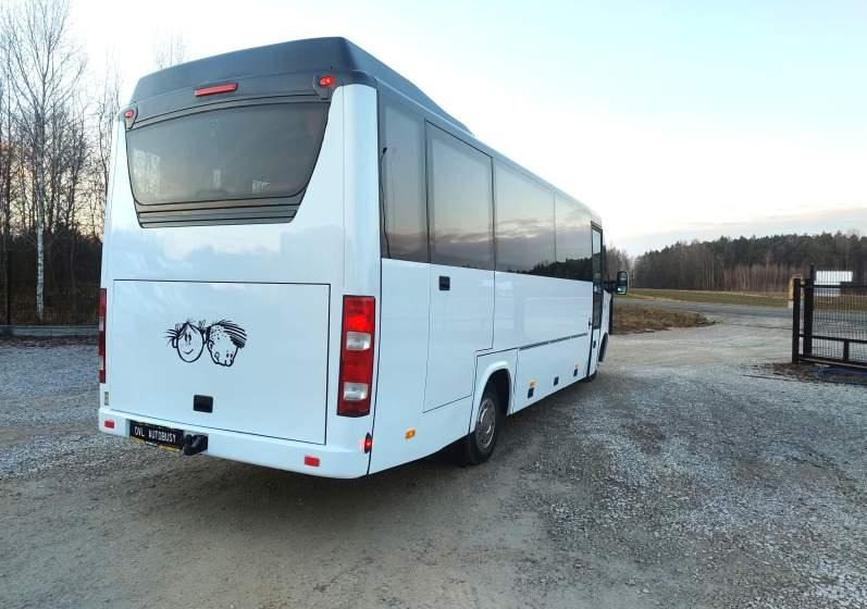 Iveco Rapido / Daily 31 miejsc, stan idealny - Туристически автобус: снимка 4 Iveco Rapido / Daily 31 miejsc, stan idealny - Туристически автобус: снимка 4