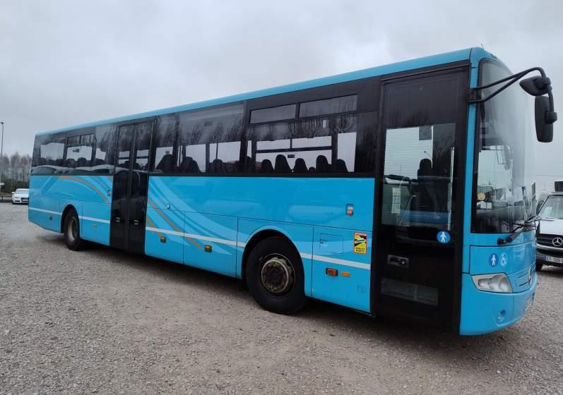 Mercedes-Benz INTOURO M/L - Междуградски автобус: снимка 3 Mercedes-Benz INTOURO M/L - Междуградски автобус: снимка 3