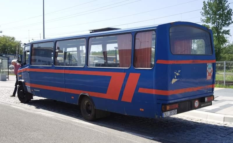 Mercedes-Benz Vario 814D 38+14 - Междуградски автобус: снимка 2 Mercedes-Benz Vario 814D 38+14 - Междуградски автобус: снимка 2