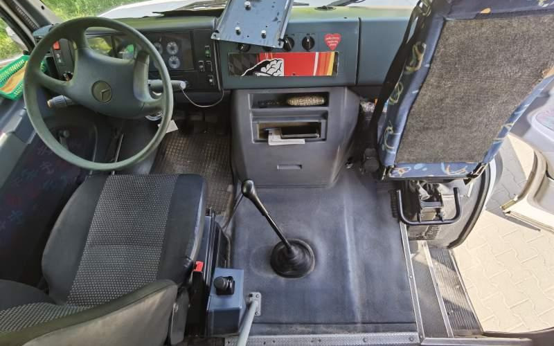 Междуградски автобус Mercedes-Benz Vario 814D 38: снимка 11