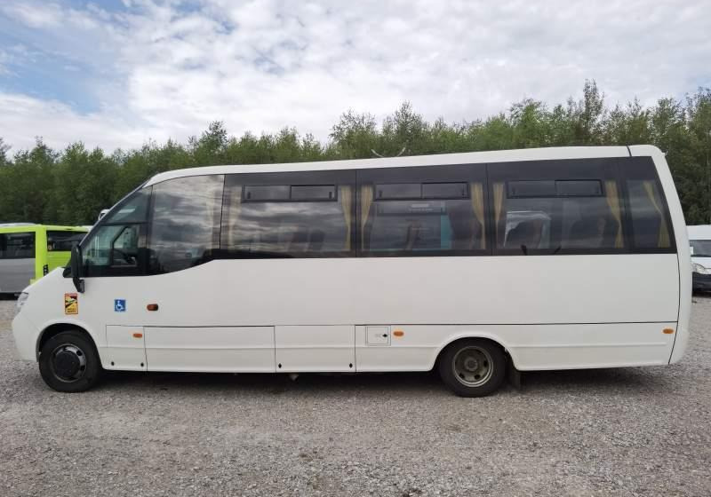 Mercedes-Benz WING VARIO 34 Uszkodzony silnik - Междуградски автобус: снимка 4 Mercedes-Benz WING VARIO 34 Uszkodzony silnik - Междуградски автобус: снимка 4