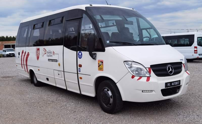Mercedes-Benz WING VARIO 34 euro 5 *klimatyzacja*webasto*winda - Междуградски автобус: снимка 1 Mercedes-Benz WING VARIO 34 euro 5 *klimatyzacja*webasto*winda - Междуградски автобус: снимка 1