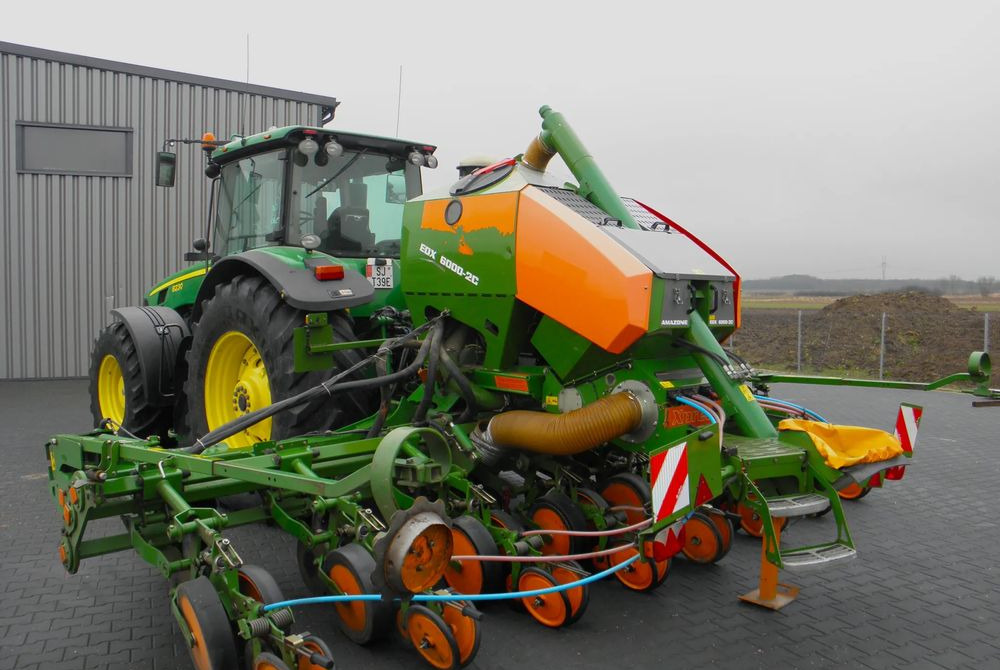 Amazone EDX 6000-2C Xpress 8 rzedowy, Nie Malowany, Stan Bardzo Dobry - Сеялка: снимка 5 Amazone EDX 6000-2C Xpress 8 rzedowy, Nie Malowany, Stan Bardzo Dobry - Сеялка: снимка 5