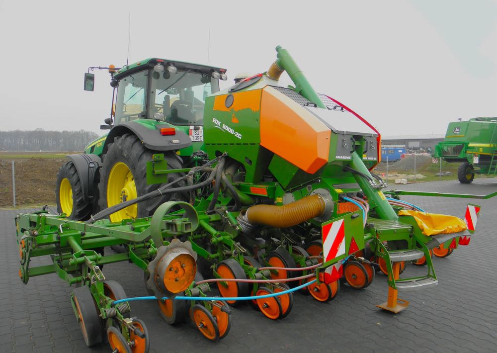 Amazone EDX 6000-2C Xpress 8 rzedowy, Nie Malowany, Stan Bardzo Dobry - Сеялка: снимка 2 Amazone EDX 6000-2C Xpress 8 rzedowy, Nie Malowany, Stan Bardzo Dobry - Сеялка: снимка 2