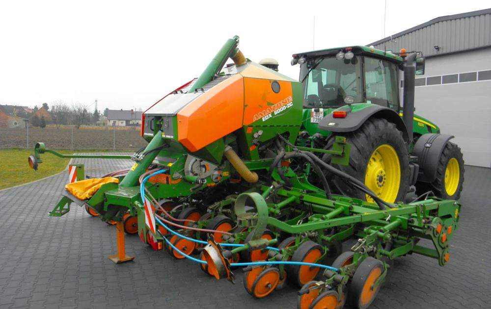 Сеялка Amazone EDX 6000-2C Xpress 8 rzedowy, Nie Malowany, Stan Bardzo Dobry: снимка 6