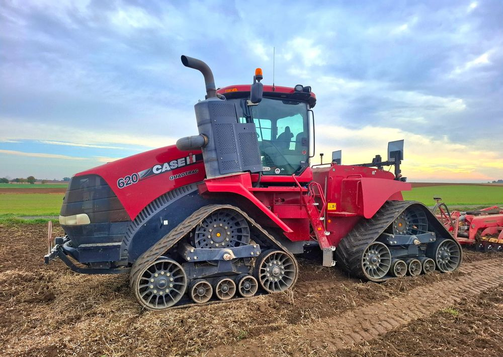 Case IH QUADTRAC 620 2015 ROK , GPS, Nie Malowany, Stan Idealny - Трактор: снимка 2 Case IH QUADTRAC 620 2015 ROK , GPS, Nie Malowany, Stan Idealny - Трактор: снимка 2