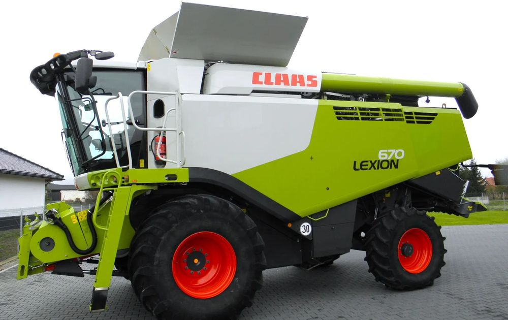 Claas Lexion 670 2019 Rok, Heder V 770, Najbogatsza Wersja, Nie Malowany, Stan Idealny - Зърнокомбайн: снимка 1 Claas Lexion 670 2019 Rok, Heder V 770, Najbogatsza Wersja, Nie Malowany, Stan Idealny - Зърнокомбайн: снимка 1