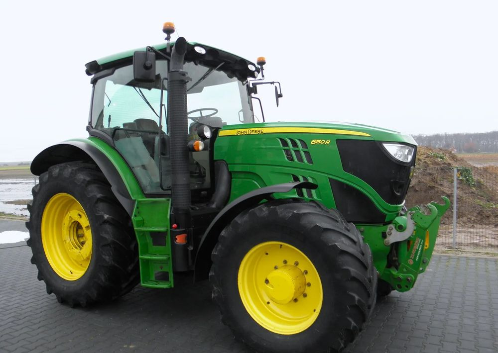 John Deere 6150R 2014 Rok, Przedni TUZ,WOM, Nie Malowany, Stan Bardzo Dobry - Трактор: снимка 4 John Deere 6150R 2014 Rok, Przedni TUZ,WOM, Nie Malowany, Stan Bardzo Dobry - Трактор: снимка 4