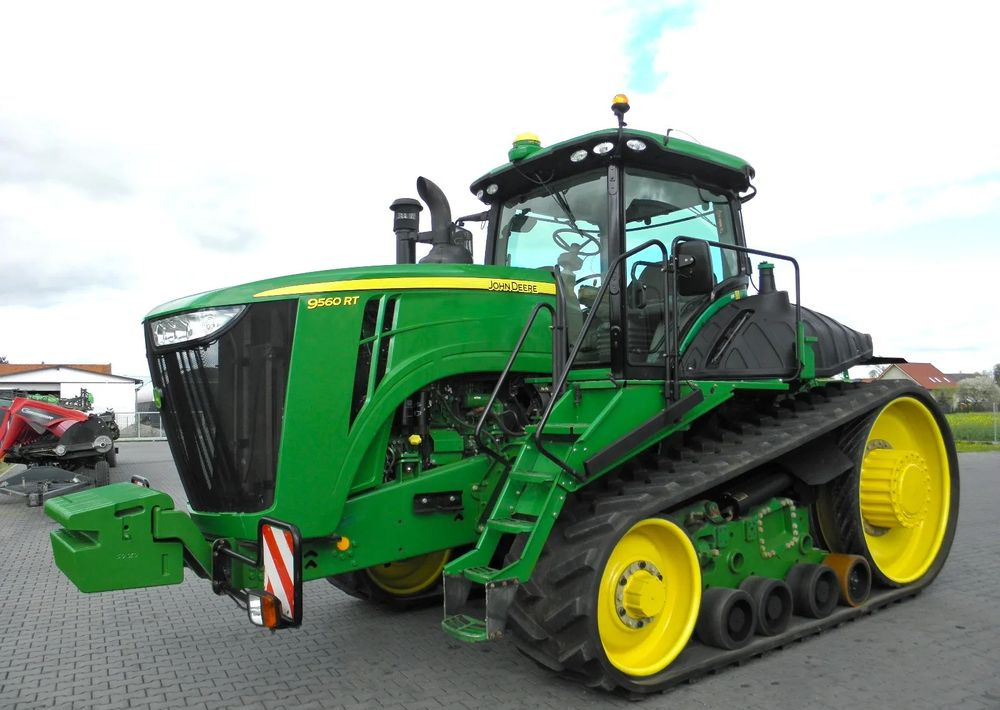 John Deere 9560 RT 2013 Rok , Tylny Podnosnik, Nowe Gasienice, Nawigacja, Stan Idealny - Трактор: снимка 5 John Deere 9560 RT 2013 Rok , Tylny Podnosnik, Nowe Gasienice, Nawigacja, Stan Idealny - Трактор: снимка 5