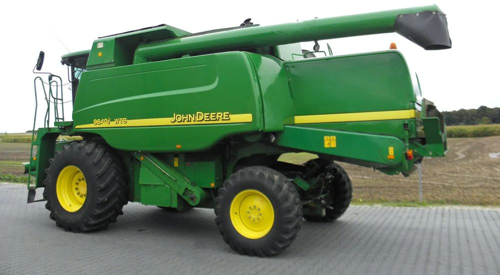 John Deere WTS 9640i 2006 Rok , Nowsza Wersja, heder,6,7m, Greenstar, Nie Malowany, Stan Bardzo Dobry - Зърнокомбайн: снимка 5 John Deere WTS 9640i 2006 Rok , Nowsza Wersja, heder,6,7m, Greenstar, Nie Malowany, Stan Bardzo Dobry - Зърнокомбайн: снимка 5