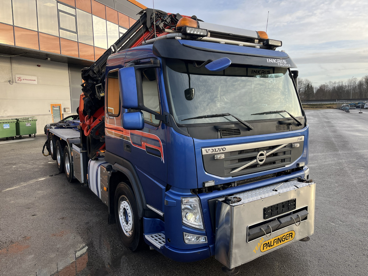 VOLVO FM 500 8X4 + Crane Palfinger PK53002SH YEAR 2016 + JIB PJ125 - Камион с кран: снимка 2 VOLVO FM 500 8X4 + Crane Palfinger PK53002SH YEAR 2016 + JIB PJ125 - Камион с кран: снимка 2