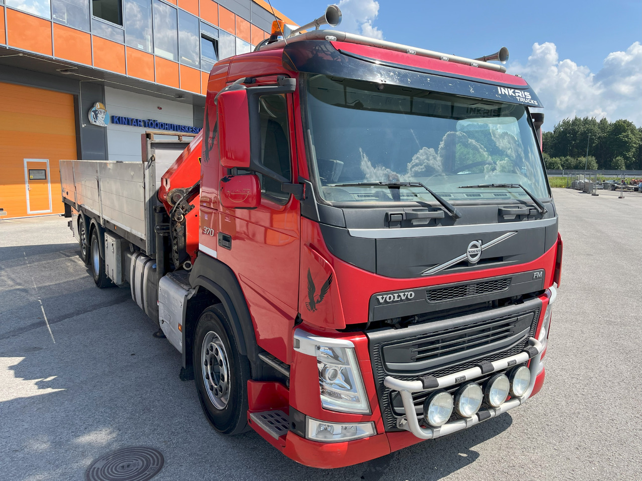 Volvo FM370 6X2 EURO6 + CRANE PALFINGER PK23001EH - Камион с кран: снимка 2 Volvo FM370 6X2 EURO6 + CRANE PALFINGER PK23001EH - Камион с кран: снимка 2