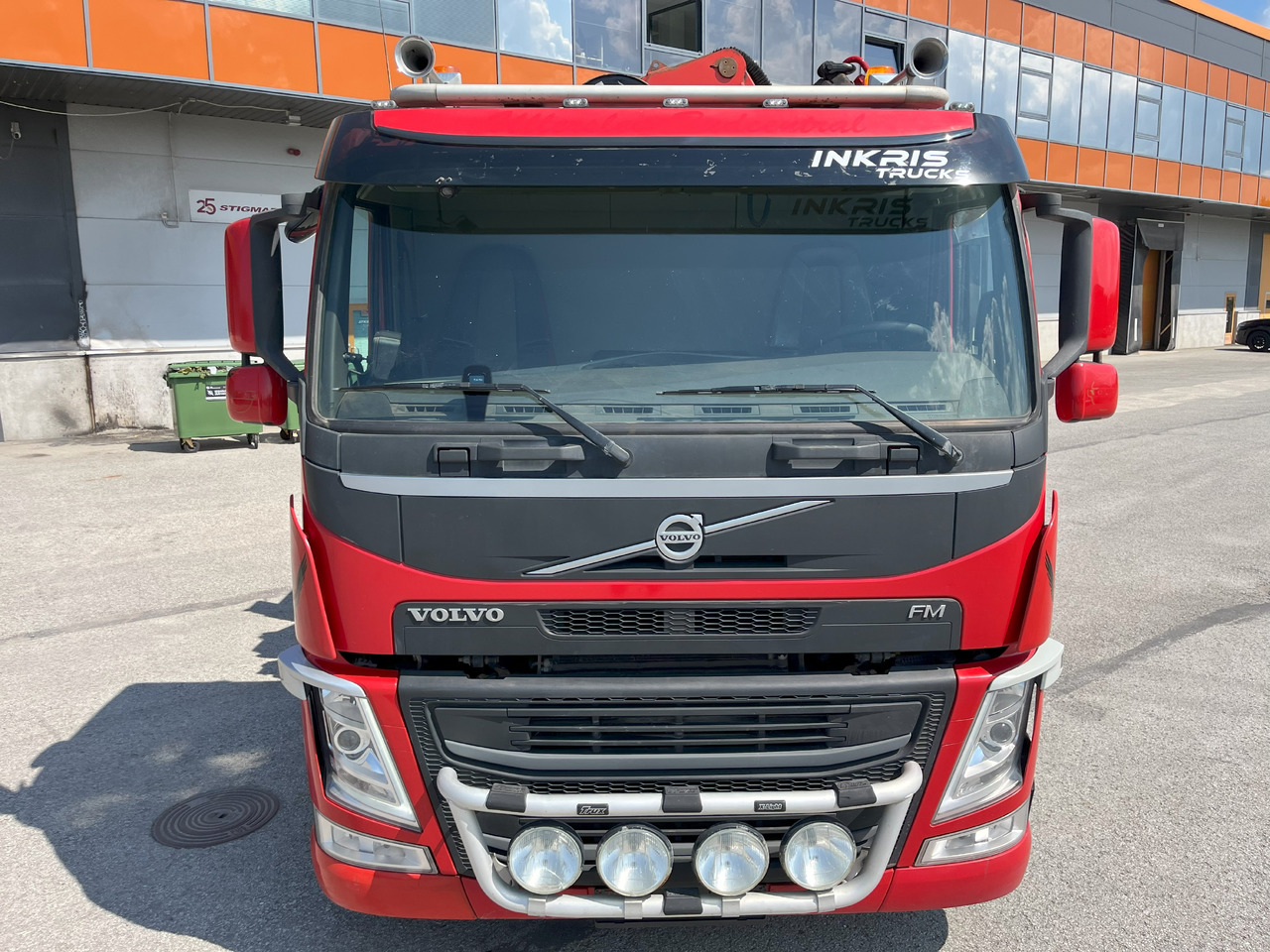 Volvo FM370 6X2 EURO6 + CRANE PALFINGER PK23001EH - Камион с кран: снимка 3 Volvo FM370 6X2 EURO6 + CRANE PALFINGER PK23001EH - Камион с кран: снимка 3